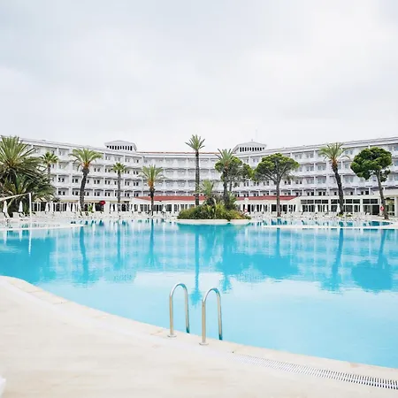 Selectum Noa 5* بيليك