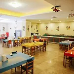 Selectum Noa 5*