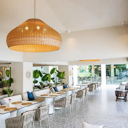 Selectum Noa Hotel