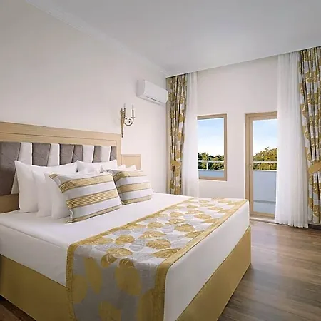 Hotel Cesars Temple De Luxe