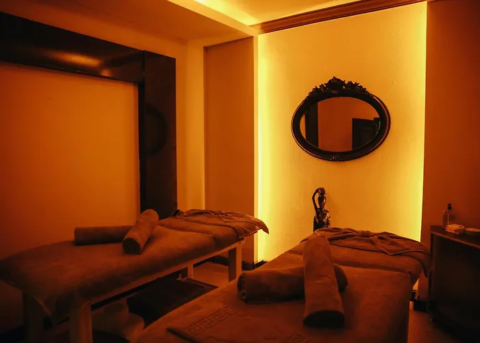 Selectum Noa فندق