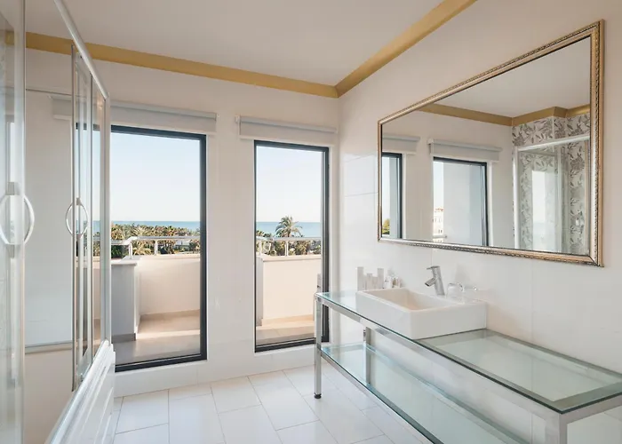 Selectum Noa فندق 5*