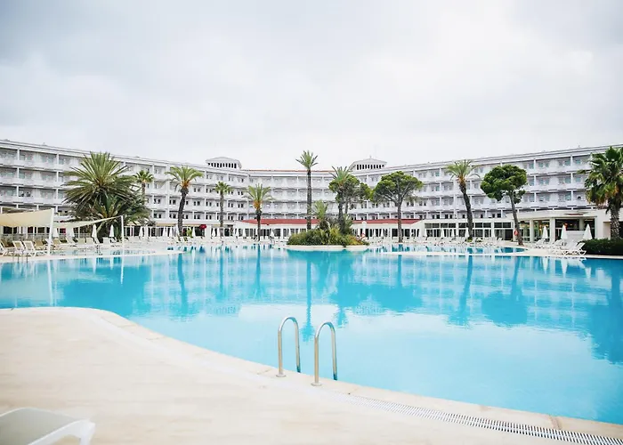 Selectum Noa 5* بيليك