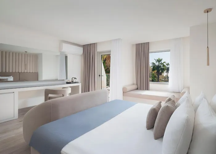 Selectum Noa فندق 5*