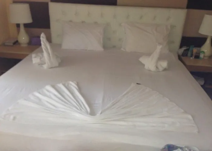 Selectum Noa فندق 5*