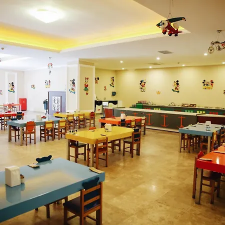 Selectum Noa 5*