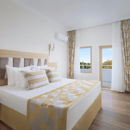 호텔 Selectum Noa 5*