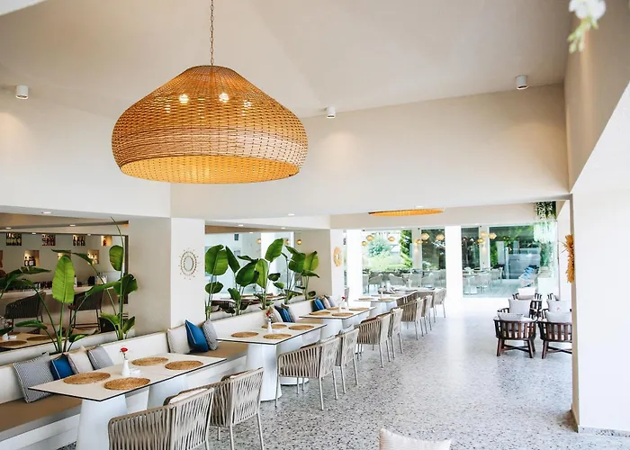 Selectum Noa Hotel